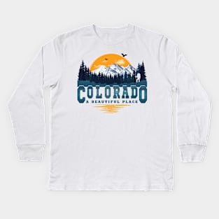 Colorado A Beautiful Place - Retro Vintage Mountains Nature Hiking Kids Long Sleeve T-Shirt